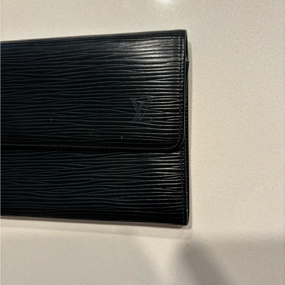 Louis Vuitton Epi Leather Vintage Long Wallet